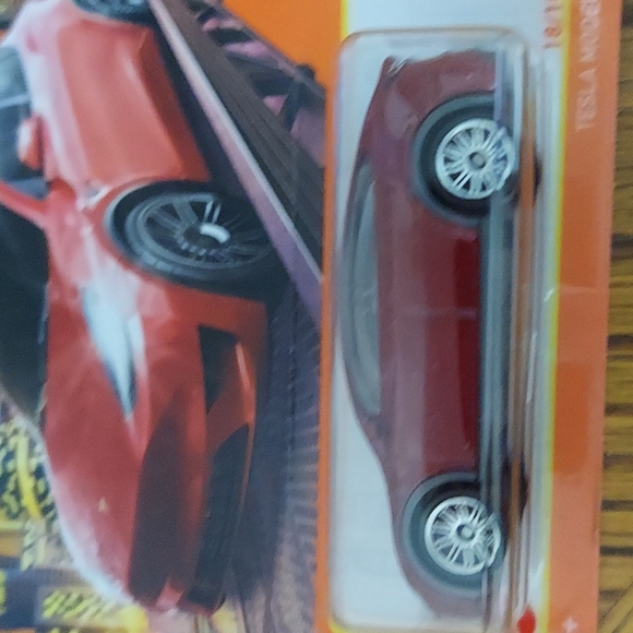 Matchbox Tesla Model Y - Picture 7 of 8